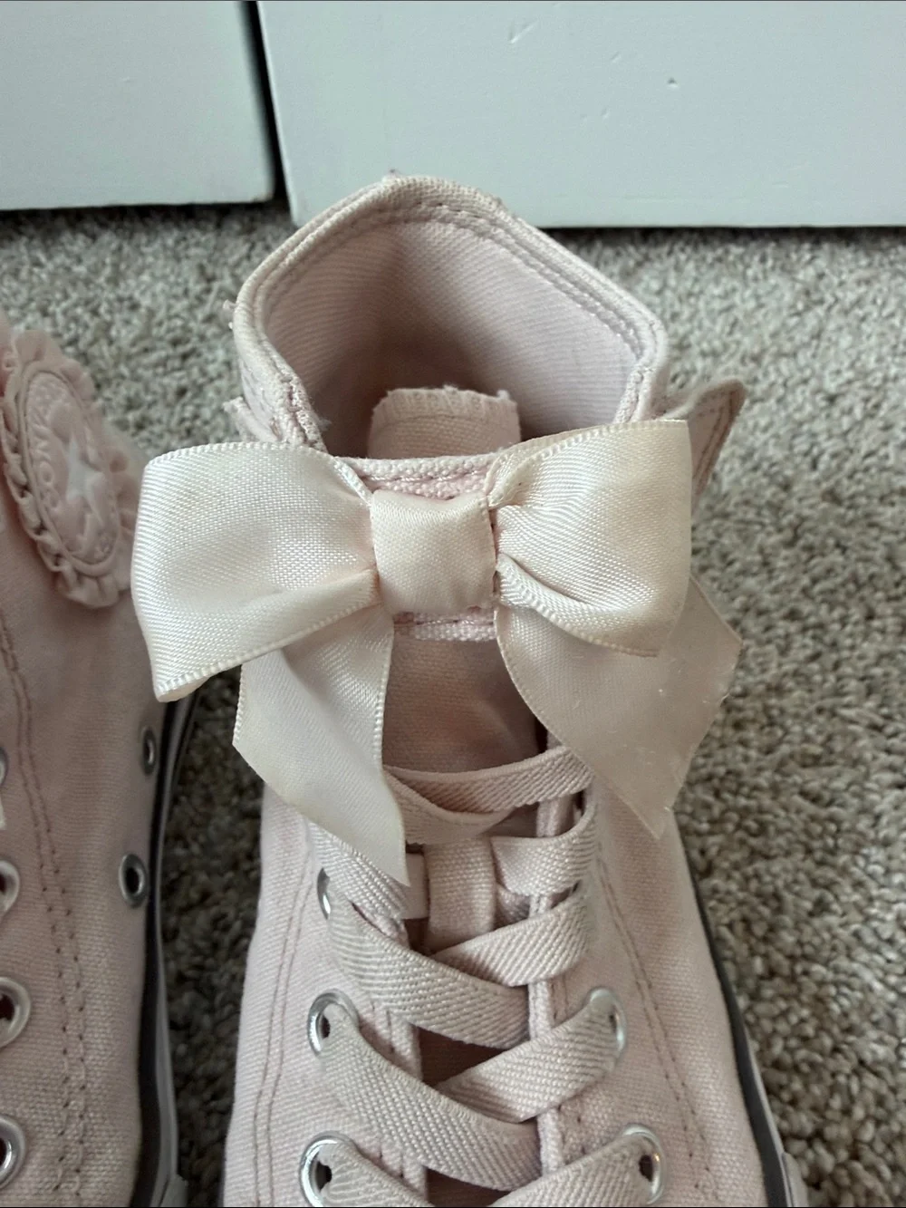Converse Chuck Taylor Ruffles + Bows shoes kids 2.5